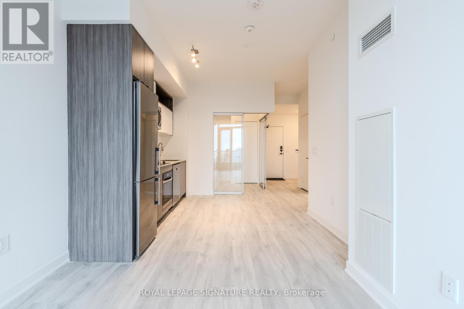 1510 - 70 Princess Street S, Toronto, Ontario  M5A 0X6 - Photo 10 - C12773942