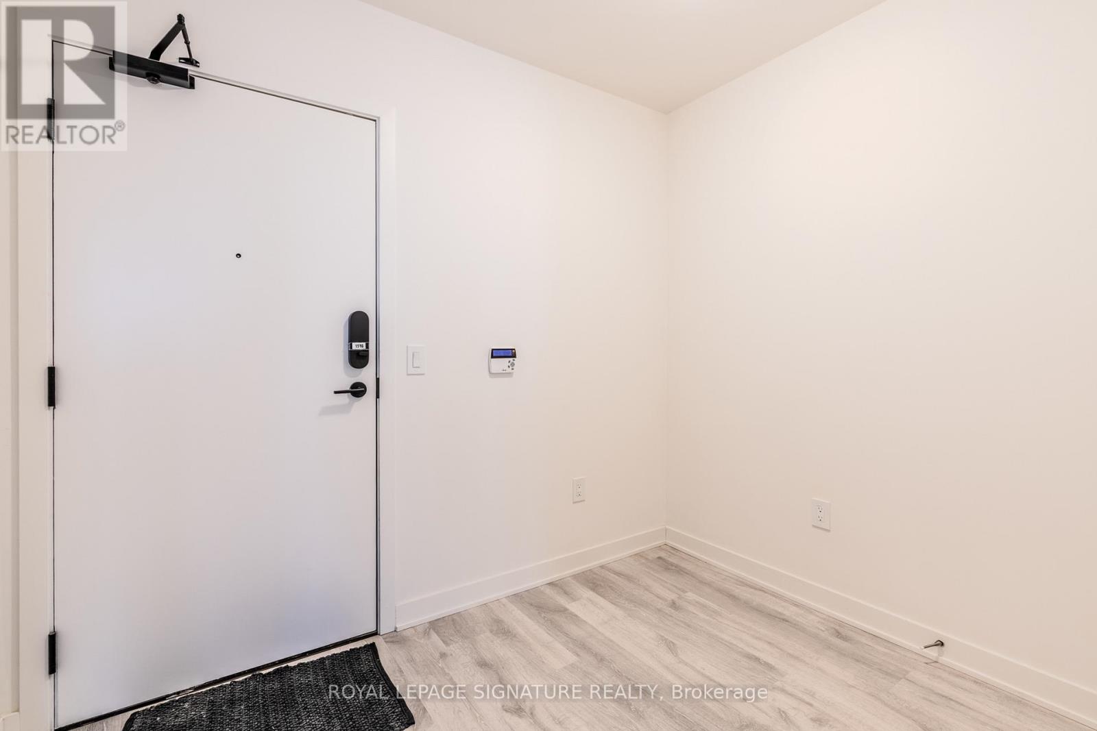 1510 - 70 Princess Street S, Toronto, Ontario  M5A 0X6 - Photo 2 - C12773942