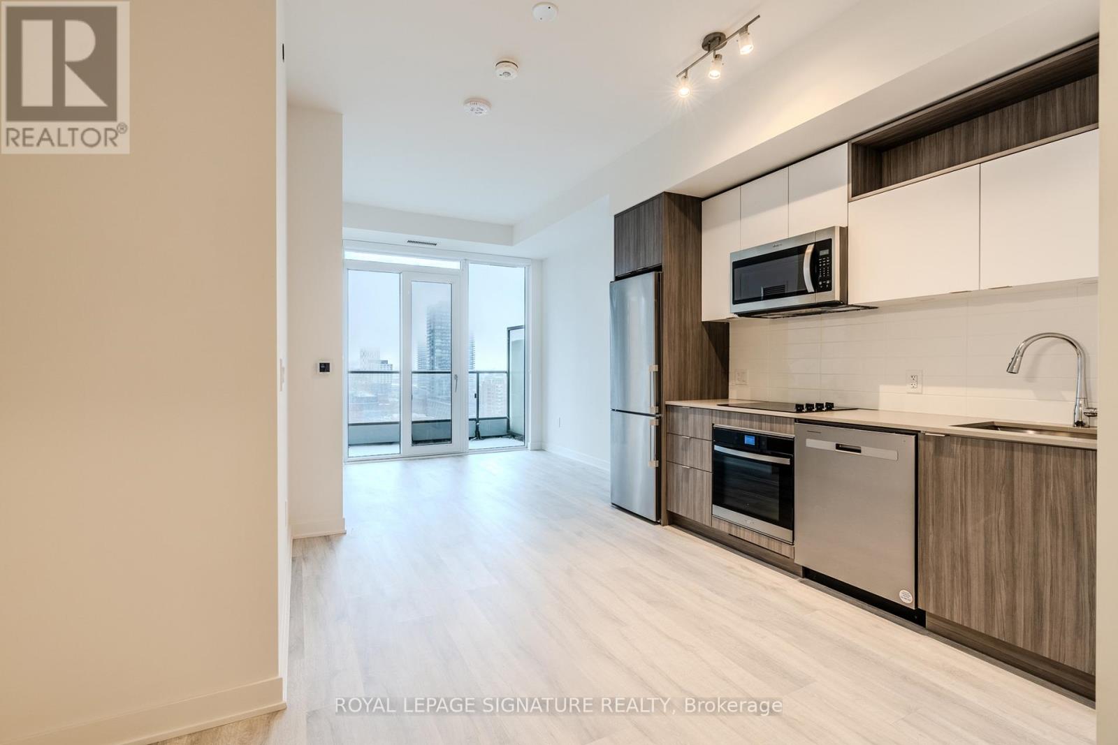 1510 - 70 Princess Street S, Toronto, Ontario  M5A 0X6 - Photo 8 - C12773942