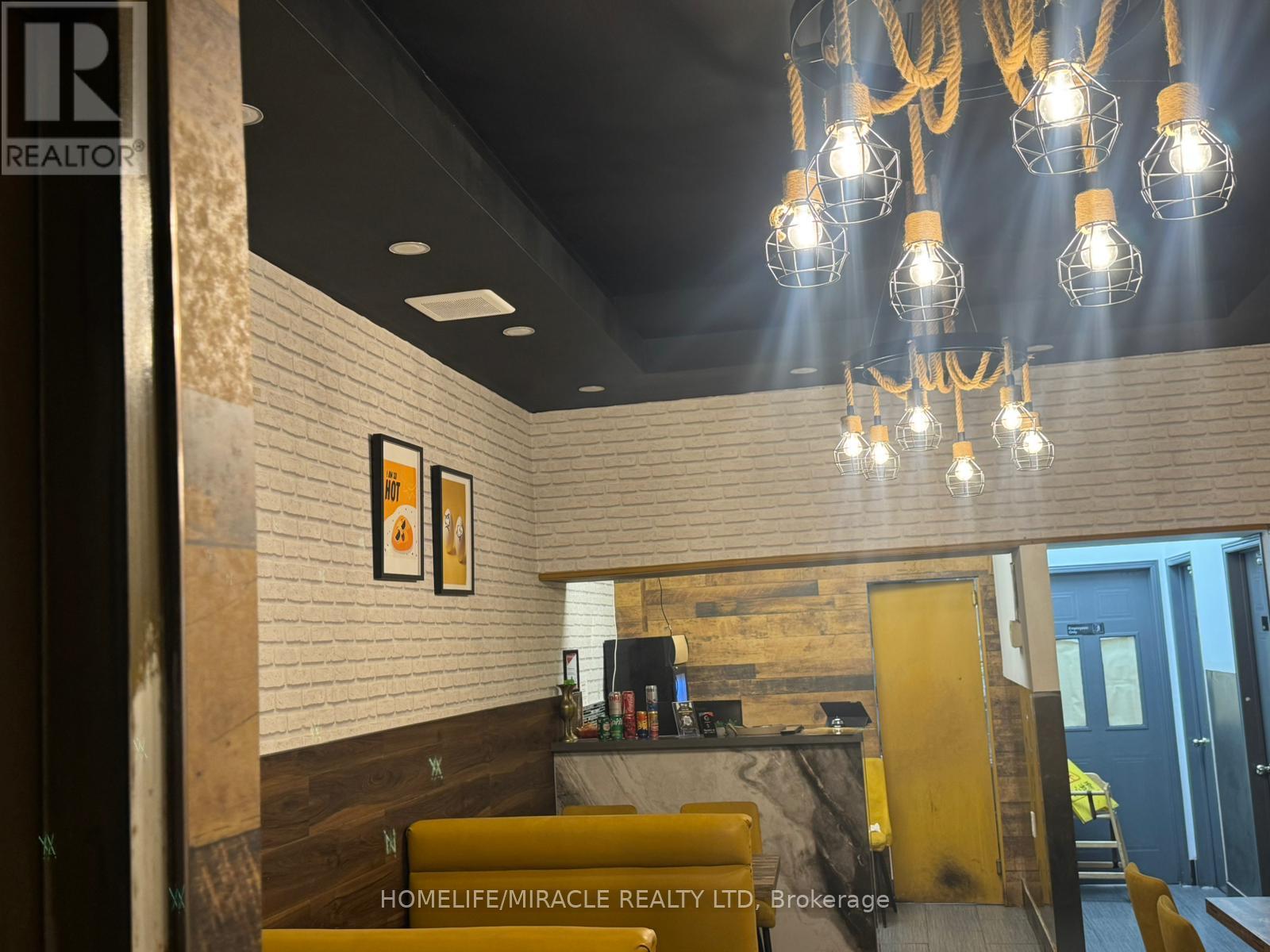 1348 Kennedy Road, Toronto, Ontario  M1P 2L6 - Photo 6 - E12773888