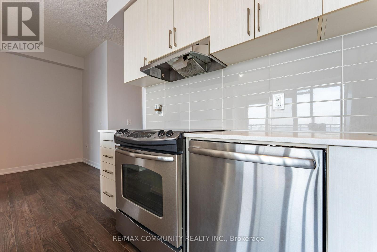 1710 - 2560 Eglinton Avenue W, Mississauga (Central Erin Mills), Ontario  L5M 0Y3 - Photo 14 - W12773884