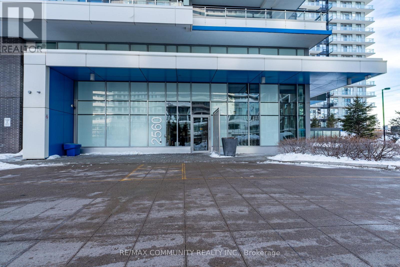1710 - 2560 Eglinton Avenue W, Mississauga (Central Erin Mills), Ontario  L5M 0Y3 - Photo 3 - W12773884