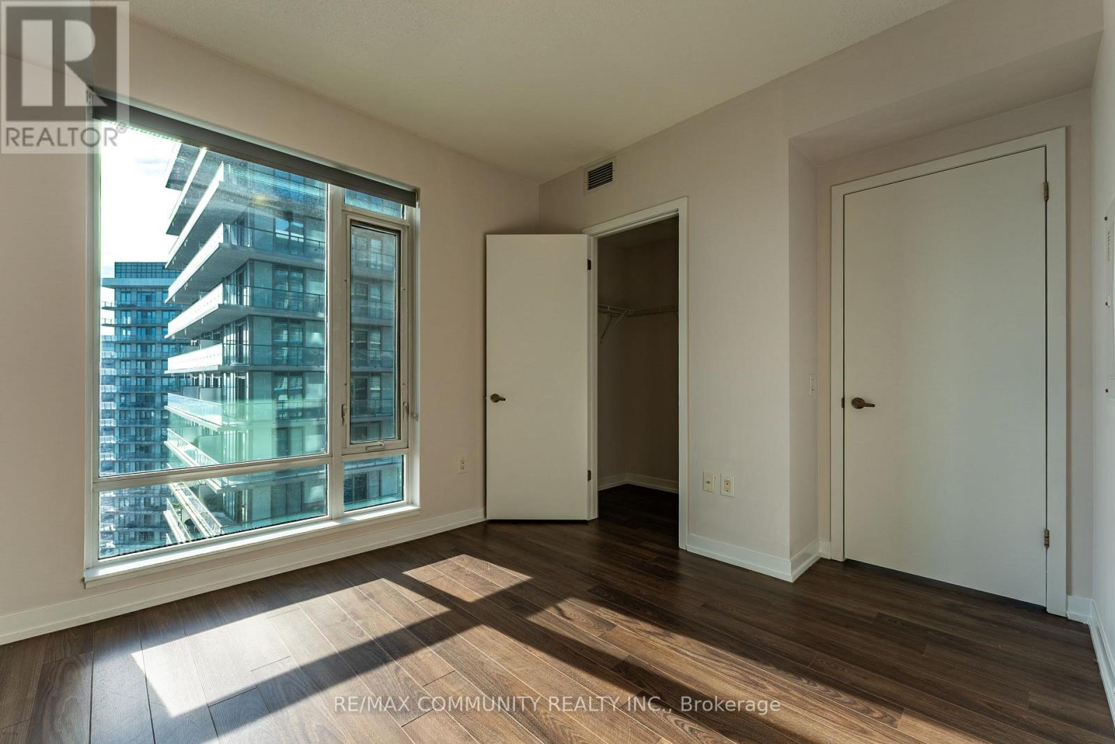 1710 - 2560 Eglinton Avenue W, Mississauga (Central Erin Mills), Ontario  L5M 0Y3 - Photo 7 - W12773884