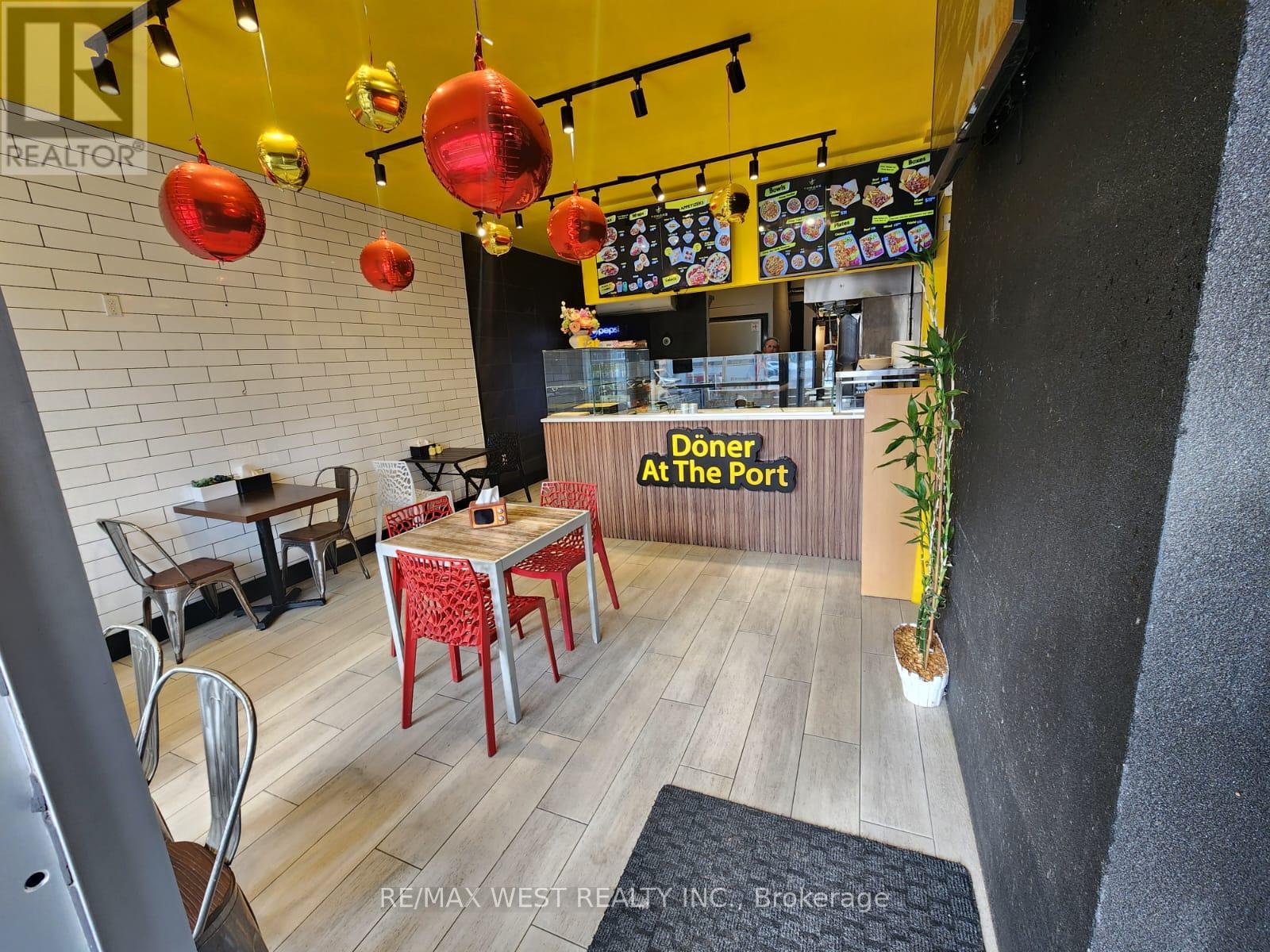 B - 94 Lake Shore Road E, Mississauga, Ontario  L5G 1E3 - Photo 10 - W12773904