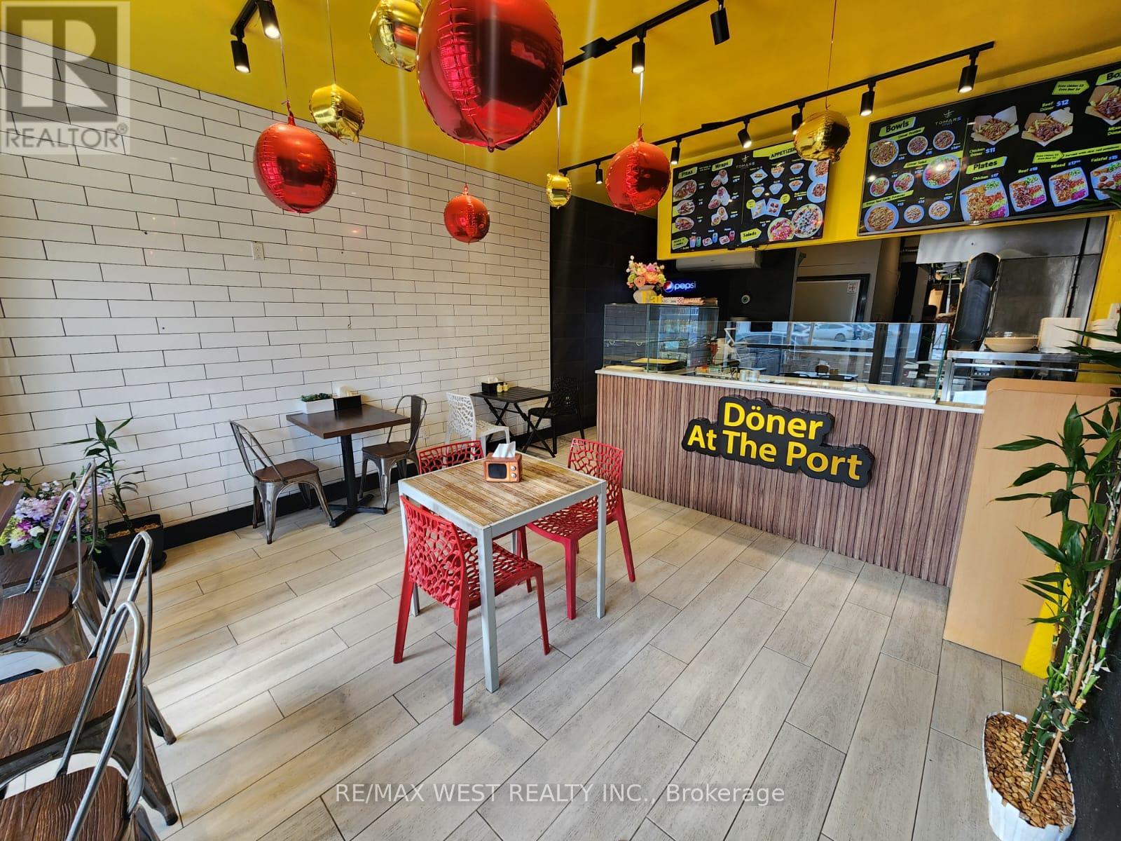 B - 94 Lake Shore Road E, Mississauga, Ontario  L5G 1E3 - Photo 11 - W12773904