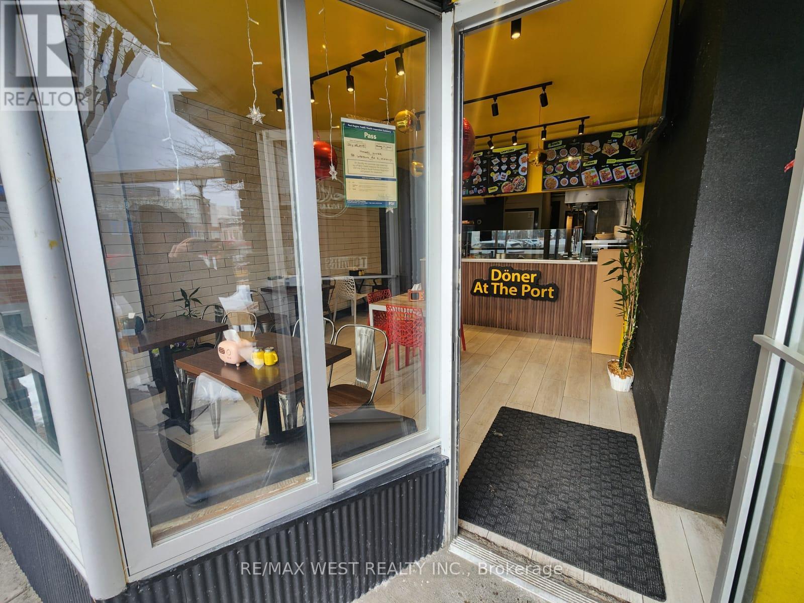 B - 94 Lake Shore Road E, Mississauga, Ontario  L5G 1E3 - Photo 8 - W12773904