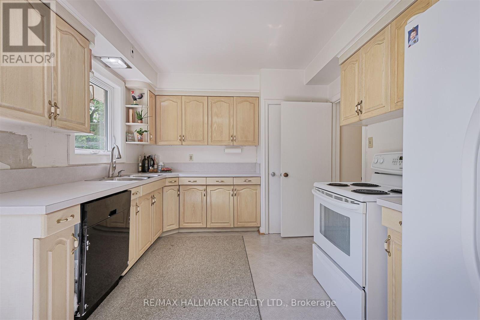 1616 Islington Avenue, Toronto, Ontario  M9A 3M6 - Photo 19 - W12773930