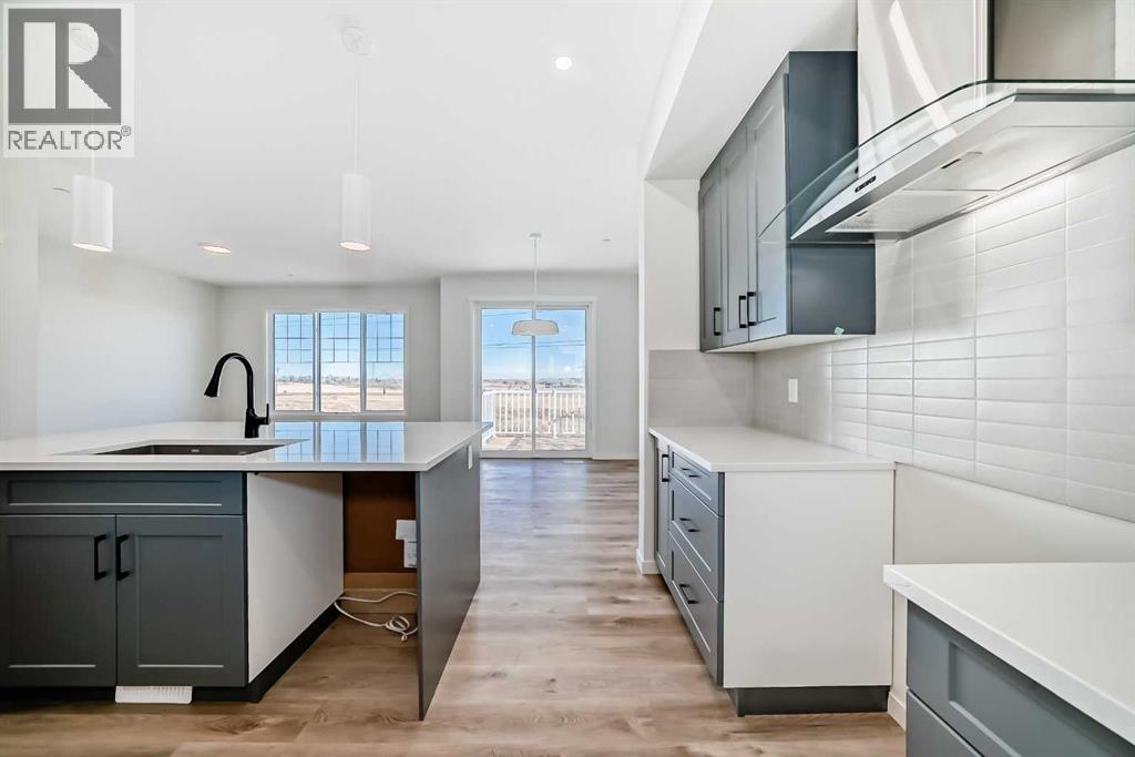 110 Hotchkiss Manor Se, Calgary, Alberta  T3S 0G1 - Photo 12 - A2268810