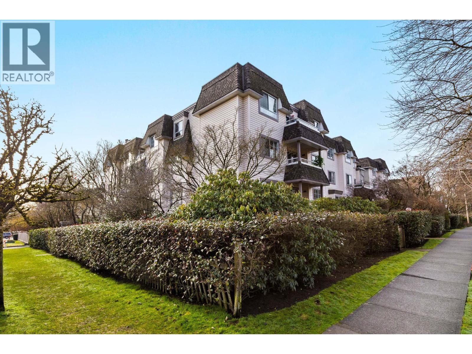 407 1950 E 11th Avenue, Vancouver, British Columbia  V5N 1Z2 - Photo 1 - R3087864