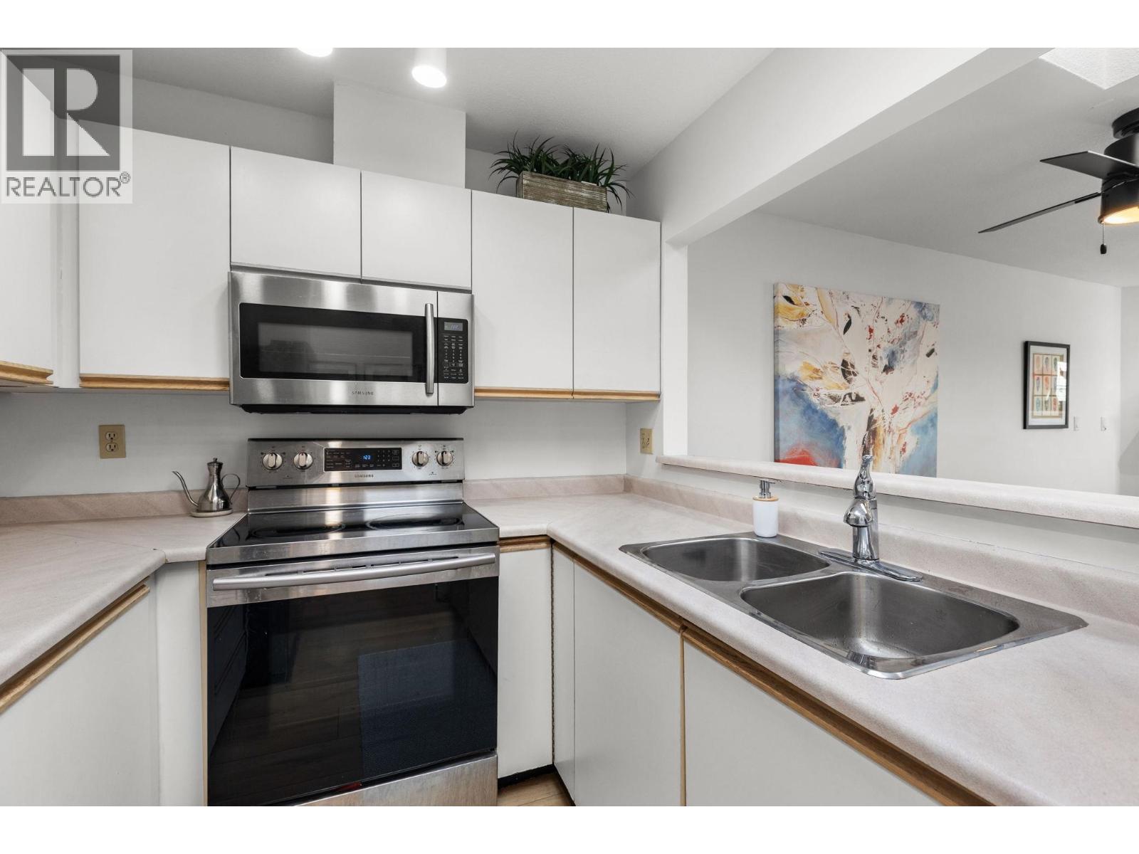 407 1950 E 11th Avenue, Vancouver, British Columbia  V5N 1Z2 - Photo 14 - R3087864