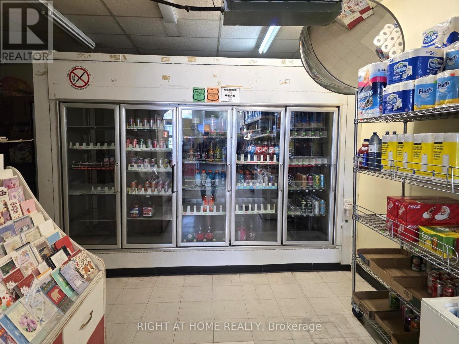 315 Barton Street E, Hamilton, Ontario  L8L 2X6 - Photo 3 - X12773882