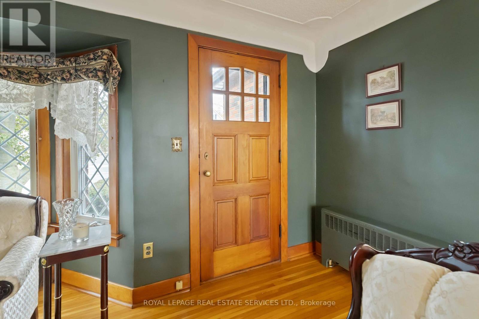 3835 Main Street, Niagara Falls, Ontario  L2G 6B4 - Photo 5 - X12773922