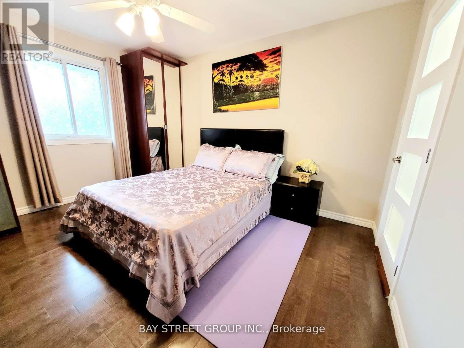 238 The West Mall, Toronto, Ontario  M9C 1C5 - Photo 8 - W12606866