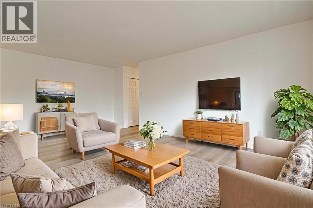 283 Fairway Road N Unit# 405, Kitchener, Ontario  N2A 2P1 - Photo 1 - 40804135