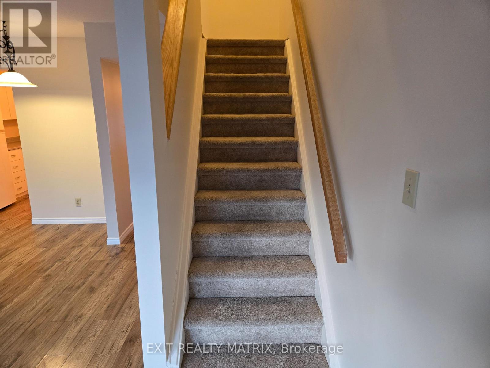 3 Bentbrook Crescent, Ottawa, Ontario  K2J 3X9 - Photo 8 - X12773964