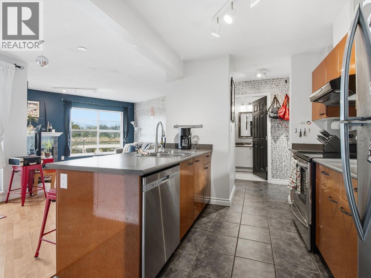 404 1688 E 8th Avenue, Vancouver, British Columbia  V5N 1T5 - Photo 13 - R3088312