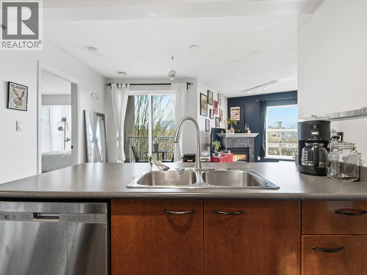 404 1688 E 8th Avenue, Vancouver, British Columbia  V5N 1T5 - Photo 14 - R3088312