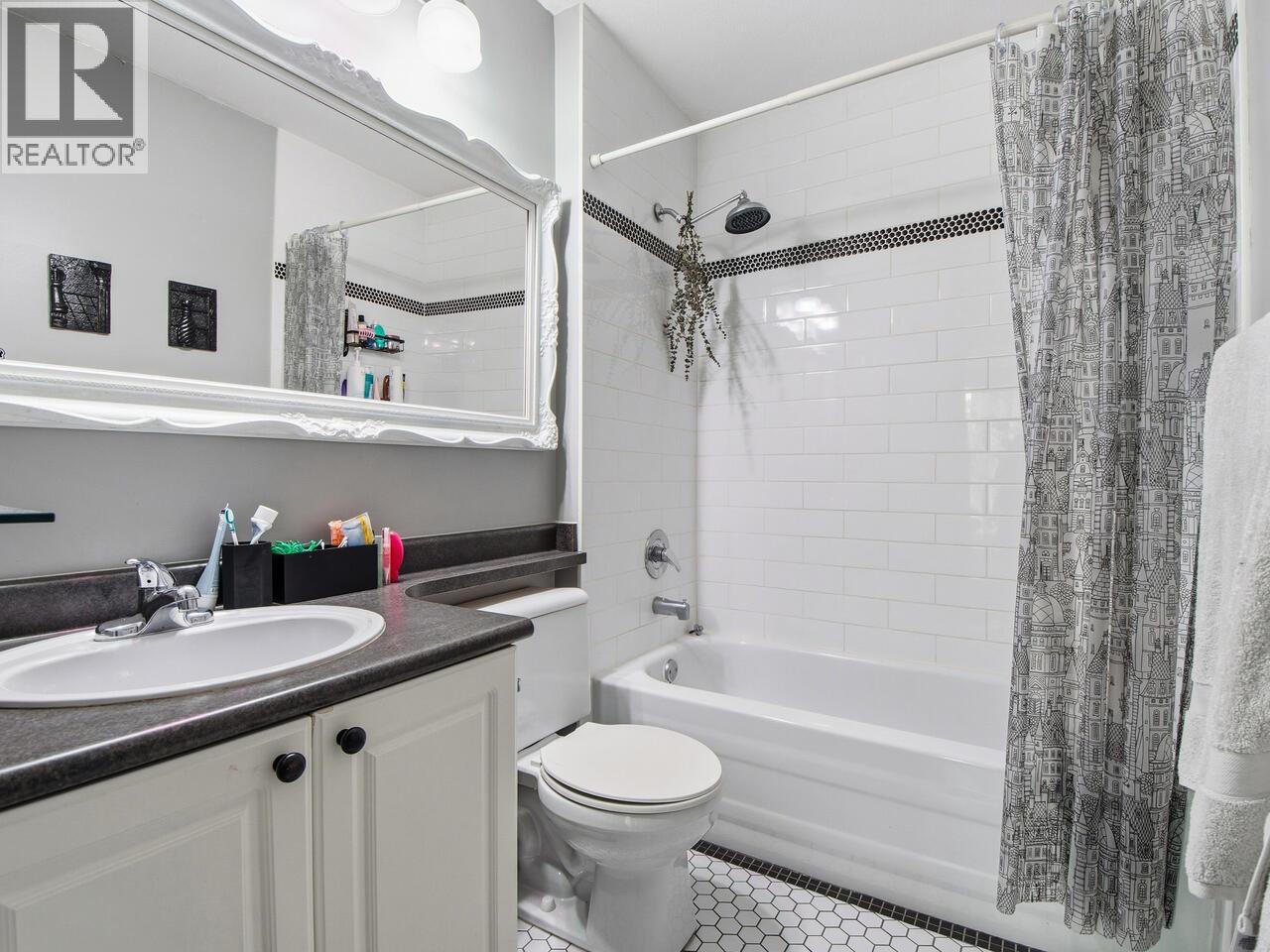 404 1688 E 8th Avenue, Vancouver, British Columbia  V5N 1T5 - Photo 20 - R3088312