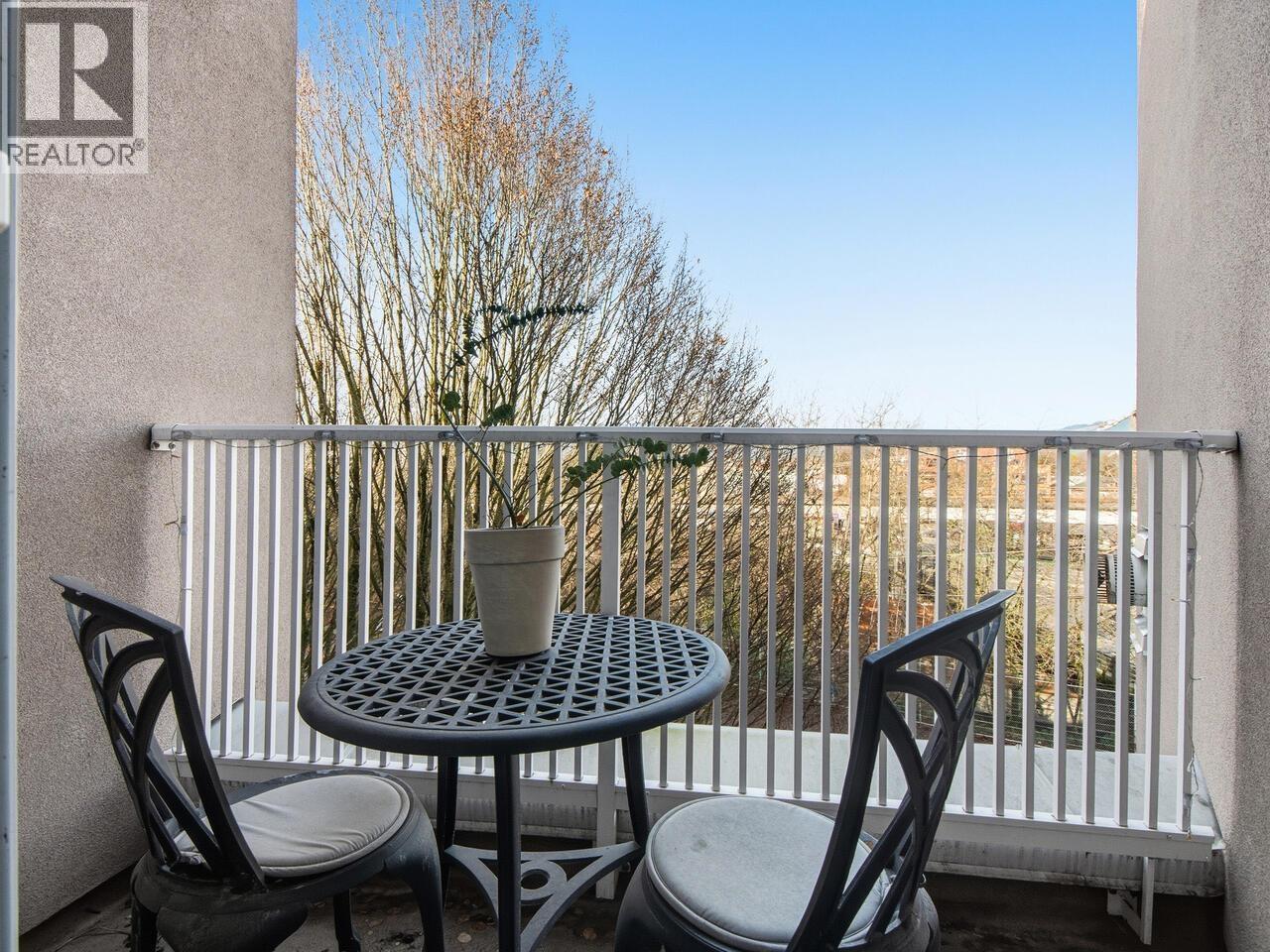 404 1688 E 8th Avenue, Vancouver, British Columbia  V5N 1T5 - Photo 25 - R3088312