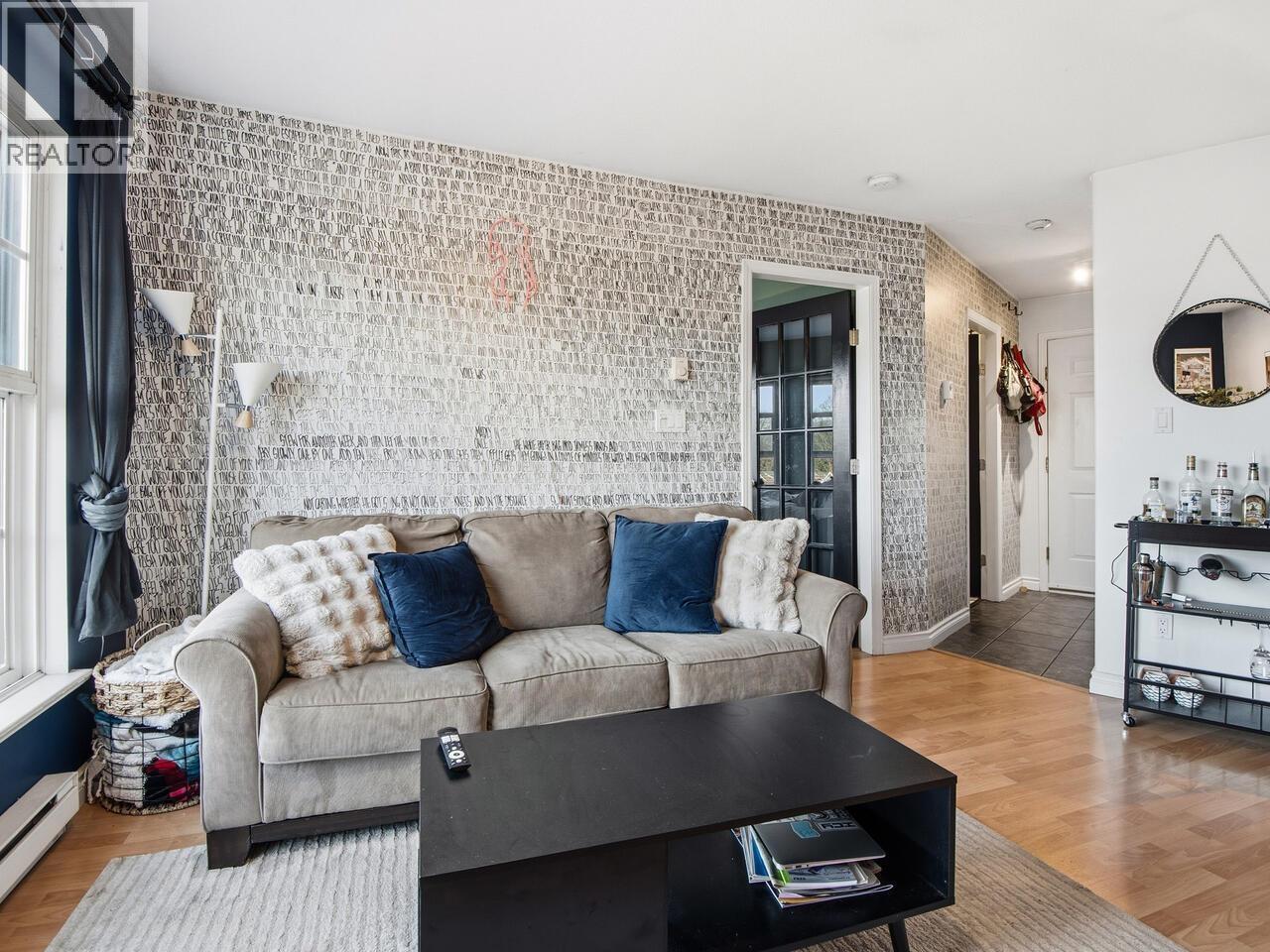 404 1688 E 8th Avenue, Vancouver, British Columbia  V5N 1T5 - Photo 6 - R3088312