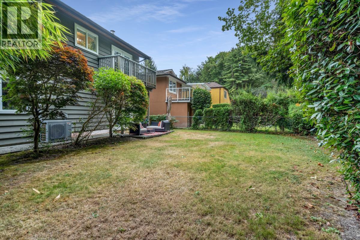 9231 Parksville Drive, Richmond, British Columbia  V7E 4K1 - Photo 4 - R3088290