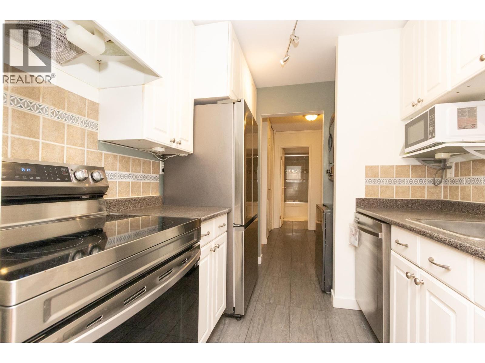 209 9880 Manchester Drive, Burnaby, British Columbia  V3N 4R3 - Photo 13 - R3088329