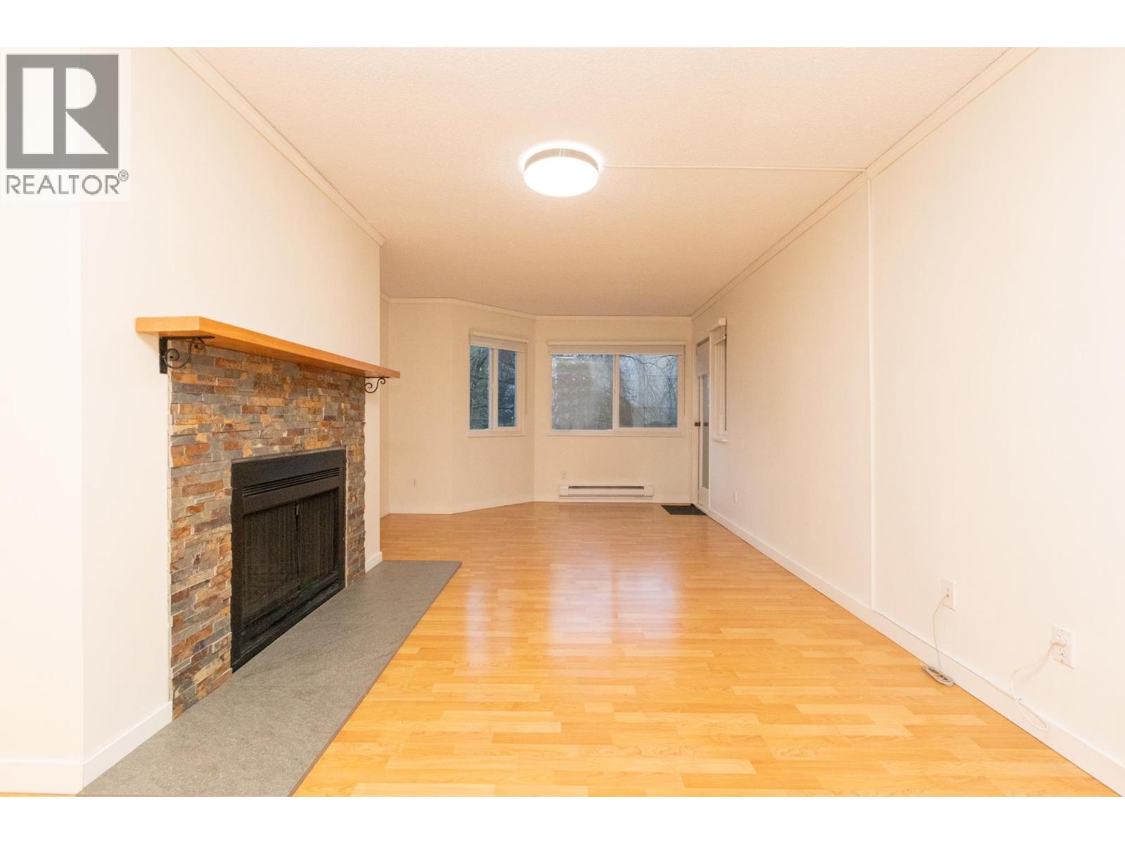 209 9880 Manchester Drive, Burnaby, British Columbia  V3N 4R3 - Photo 15 - R3088329