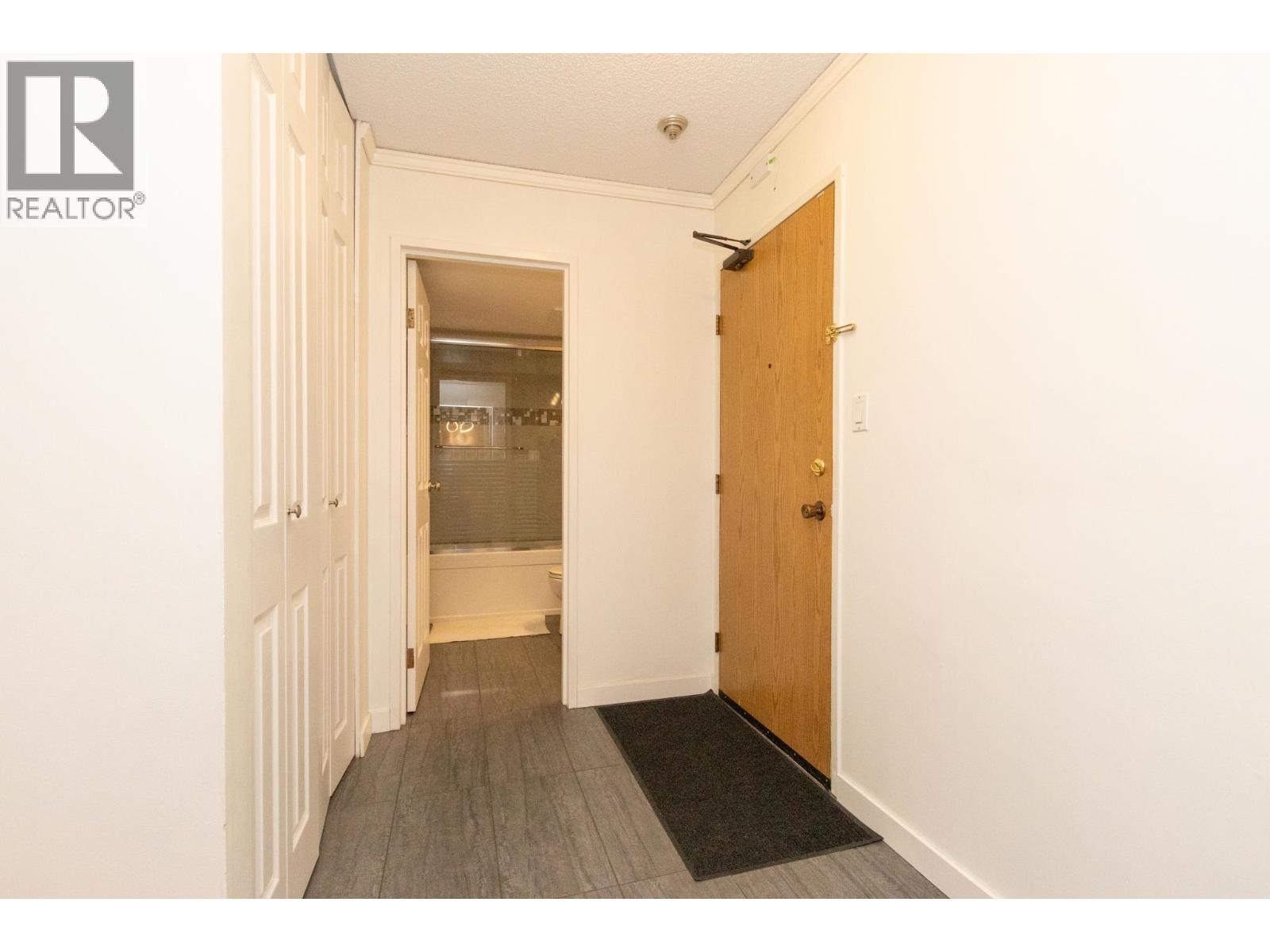 209 9880 Manchester Drive, Burnaby, British Columbia  V3N 4R3 - Photo 25 - R3088329