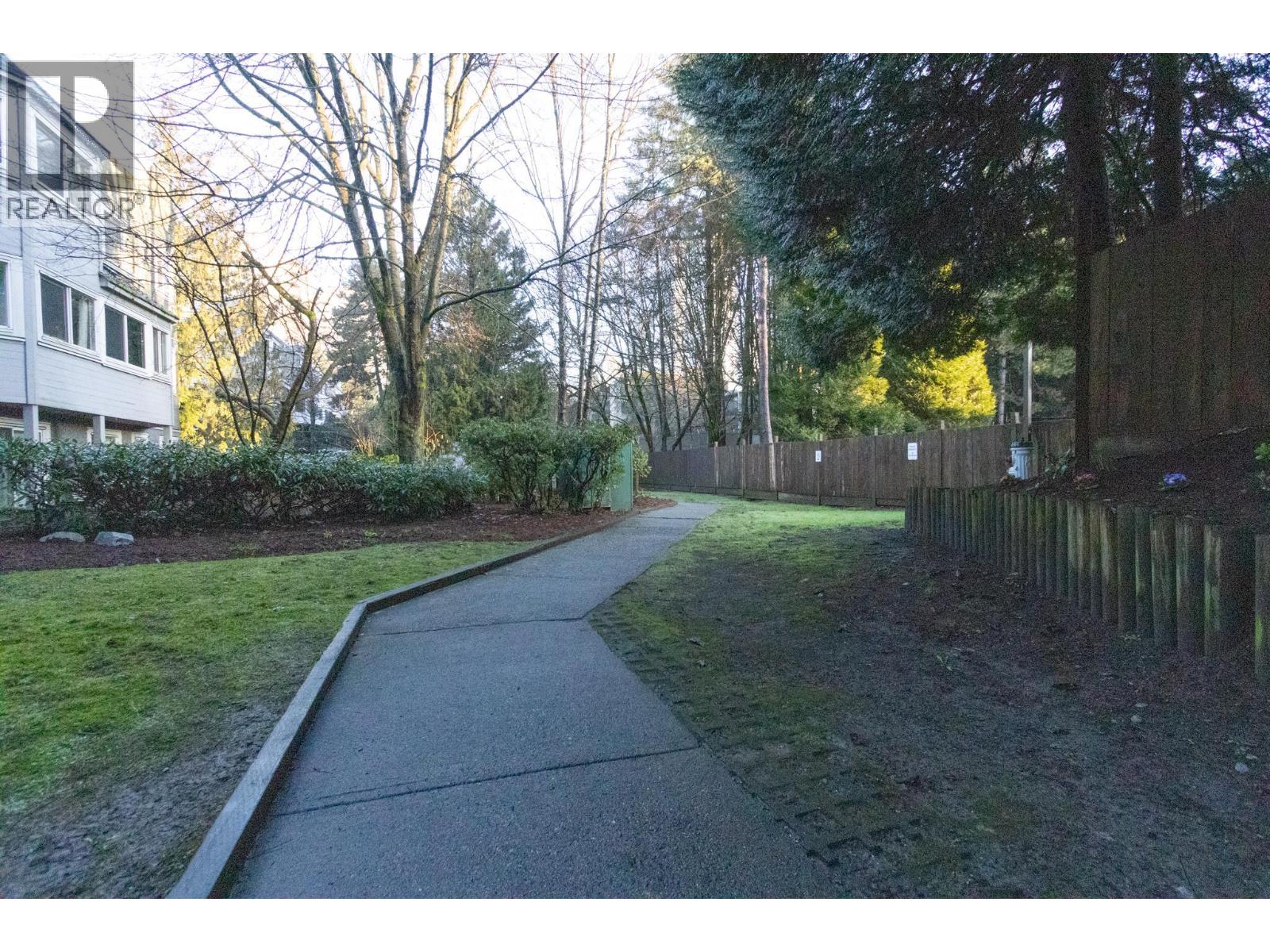 209 9880 Manchester Drive, Burnaby, British Columbia  V3N 4R3 - Photo 28 - R3088329