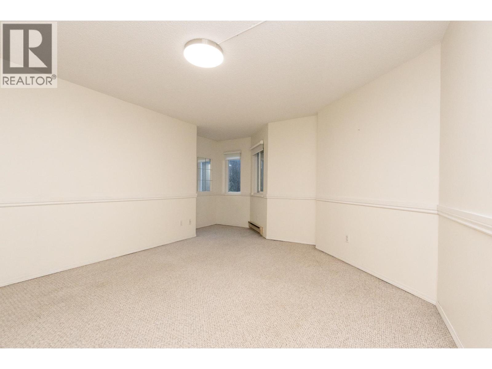 209 9880 Manchester Drive, Burnaby, British Columbia  V3N 4R3 - Photo 6 - R3088329