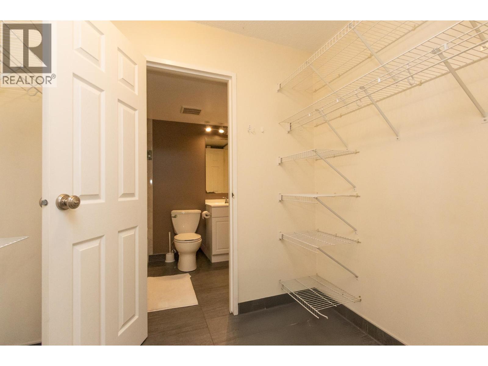 209 9880 Manchester Drive, Burnaby, British Columbia  V3N 4R3 - Photo 7 - R3088329