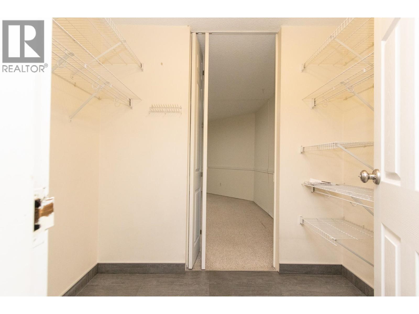 209 9880 Manchester Drive, Burnaby, British Columbia  V3N 4R3 - Photo 8 - R3088329