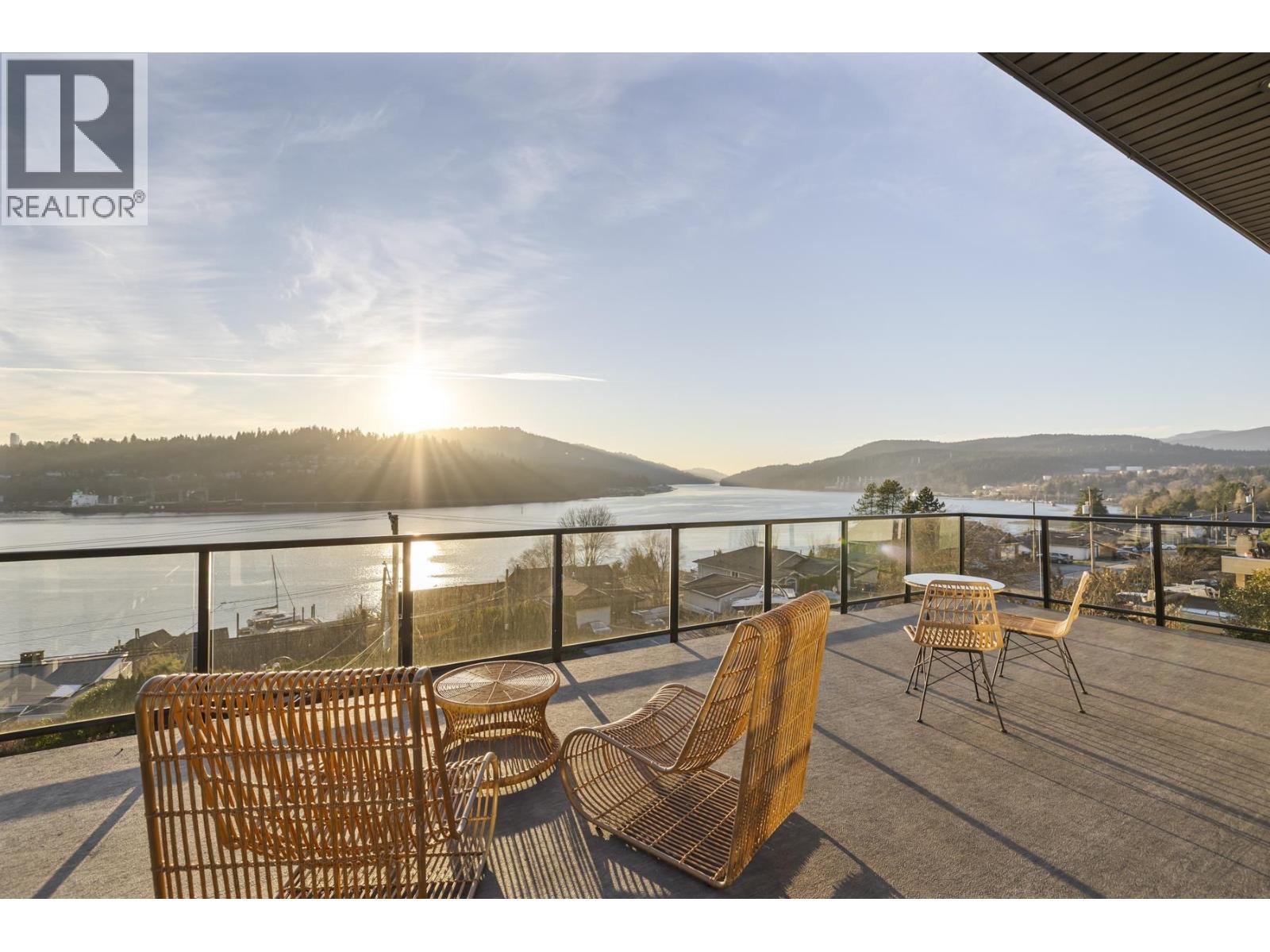 1007 Ioco Road, Port Moody, British Columbia  V3H 2W9 - Photo 29 - R3088087