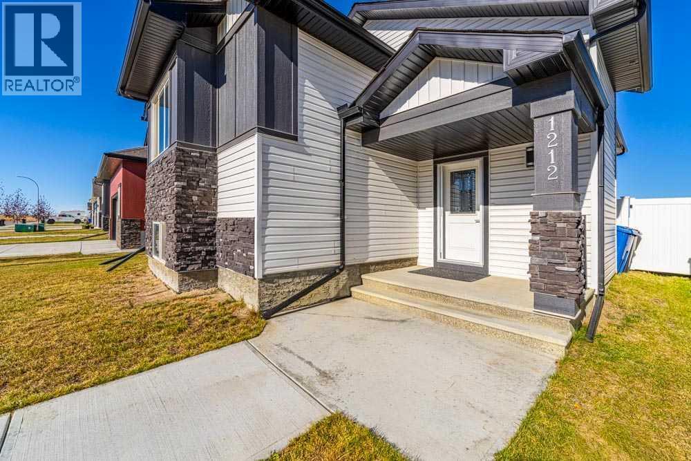 1212 Iron Landing Way, Crossfield, Alberta  T0M 0S0 - Photo 4 - A2284653