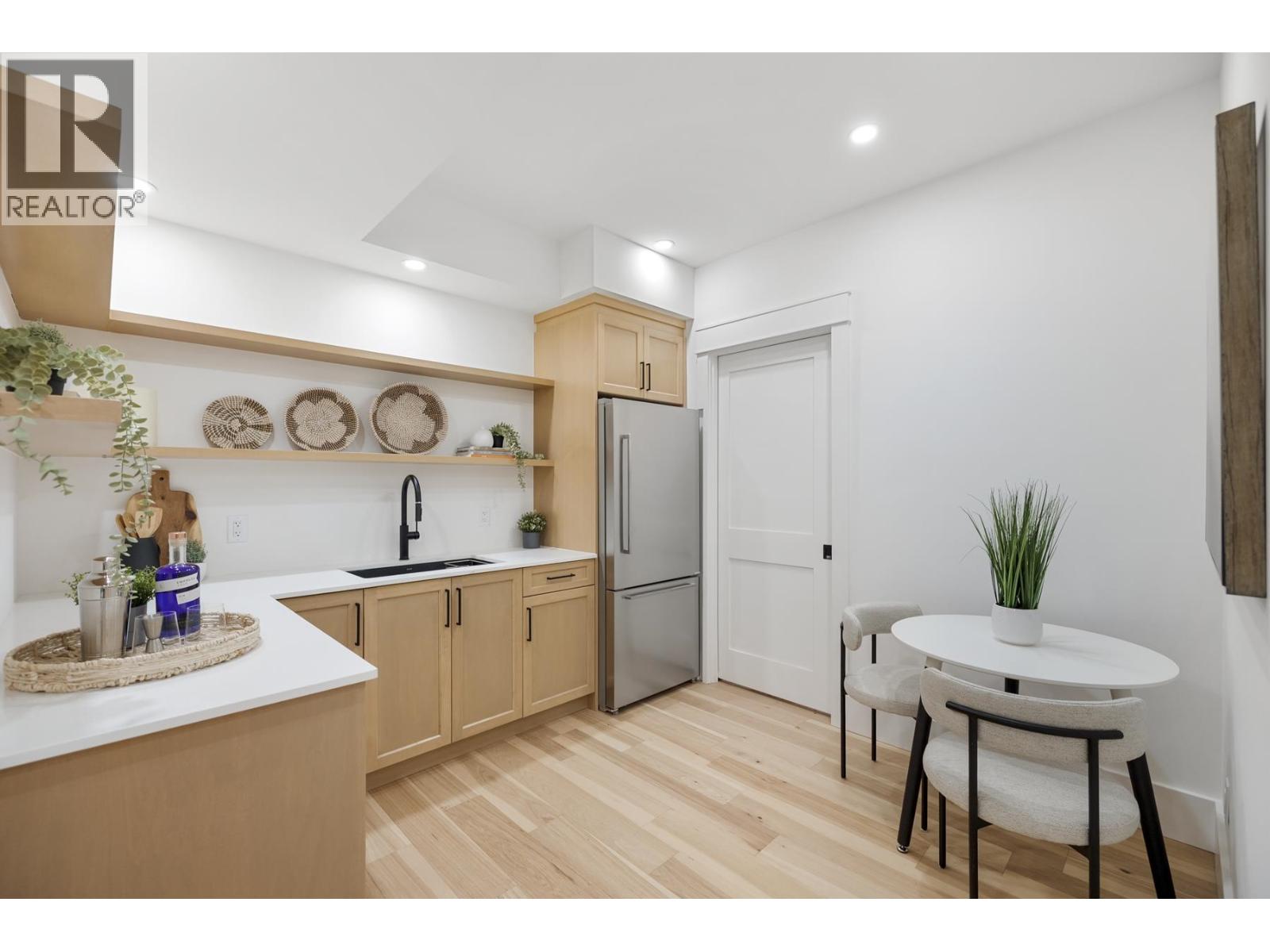 1007 Ioco Road, Port Moody, British Columbia  V3H 2W9 - Photo 35 - R3088087