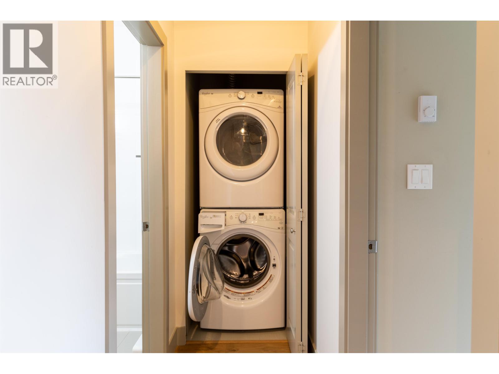 402 6875 Dunblane Avenue, Burnaby, British Columbia  V5H 3K6 - Photo 15 - R3087805