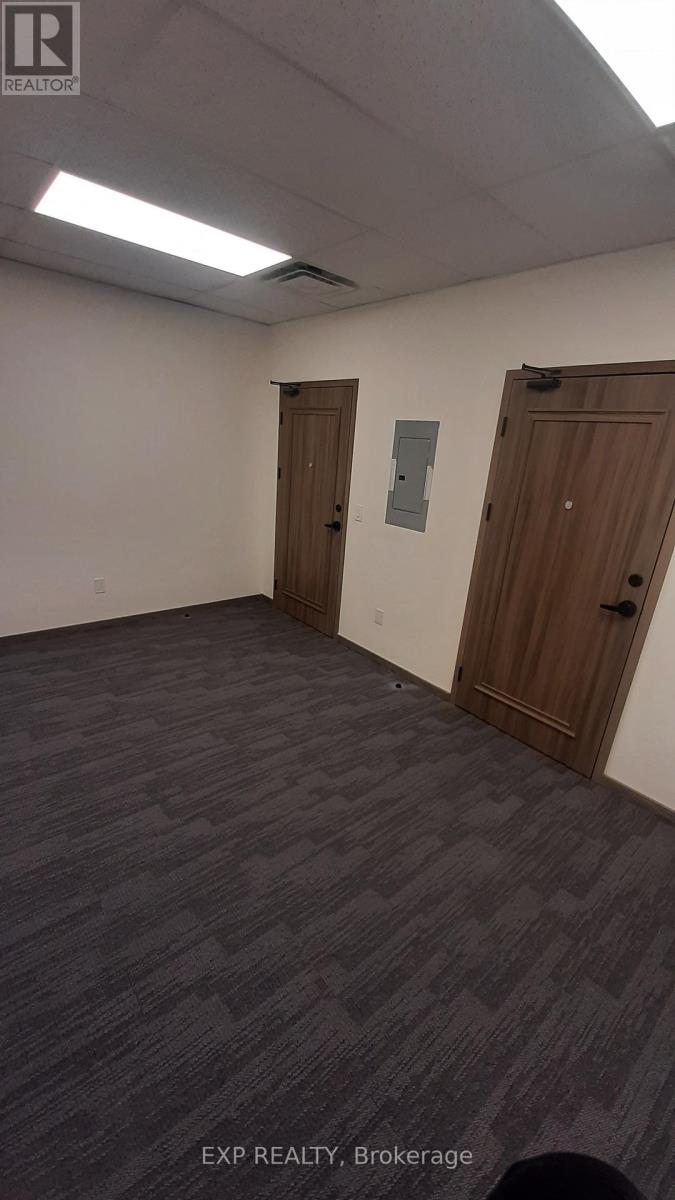 525-526 - 105 Gordon Baker Road, Toronto (Hillcrest Village), Ontario  M2H 3P8 - Photo 5 - C12738620