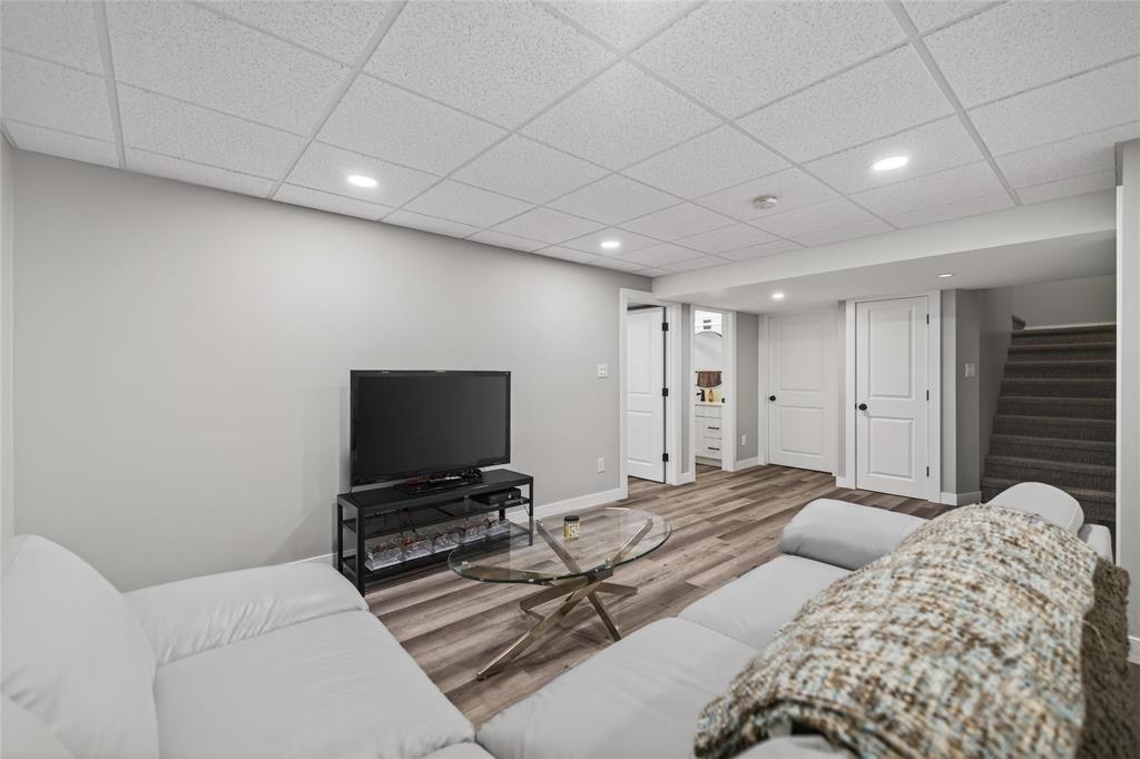 12 Bristol Drive, Steinbach, Manitoba  R5G 0Z9 - Photo 19 - 202602303