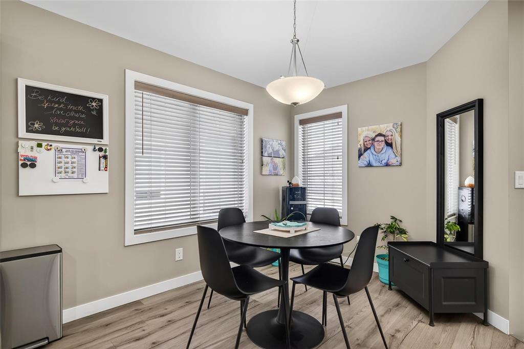 12 Bristol Drive, Steinbach, Manitoba  R5G 0Z9 - Photo 7 - 202602303