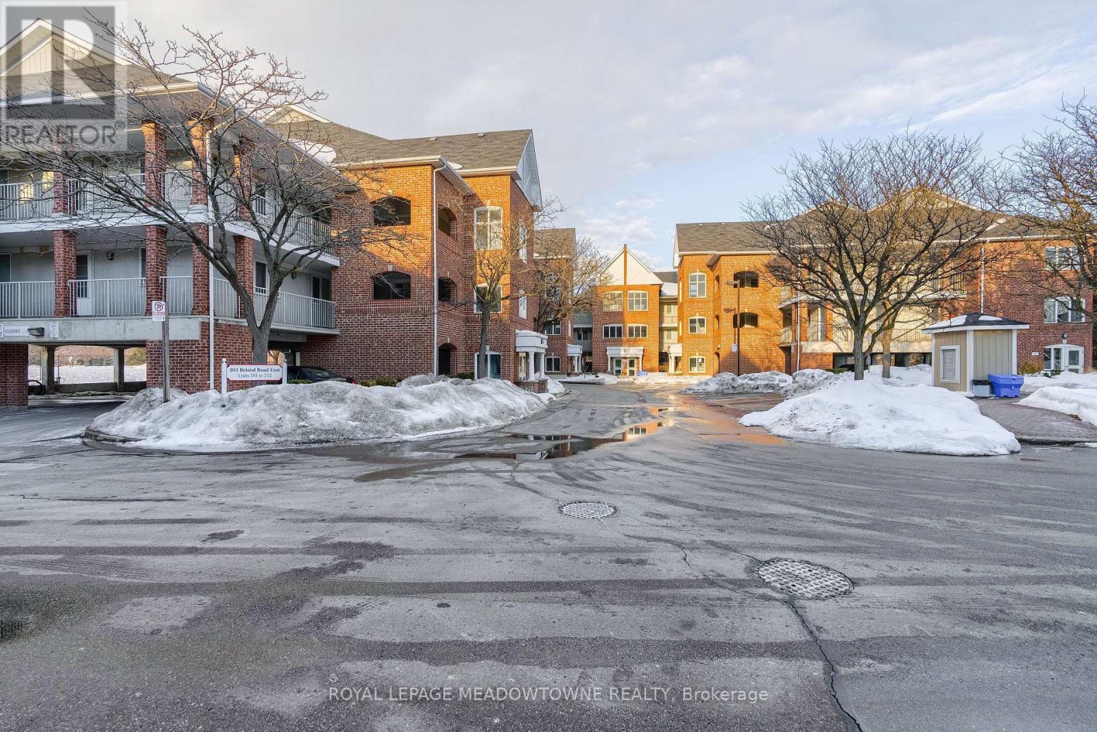 197 - 103 Bristol Road, Mississauga, Ontario  L4Z 3P4 - Photo 2 - W12773950