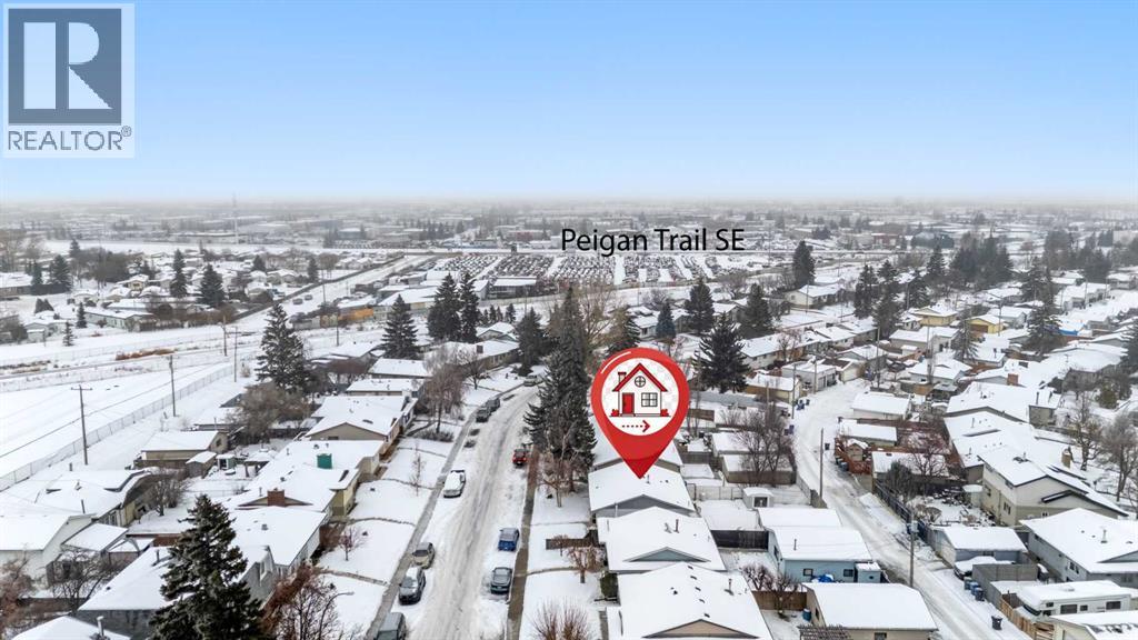 263 Doverview Crescent Se, Calgary, Alberta  T2B 1Y7 - Photo 3 - A2274126