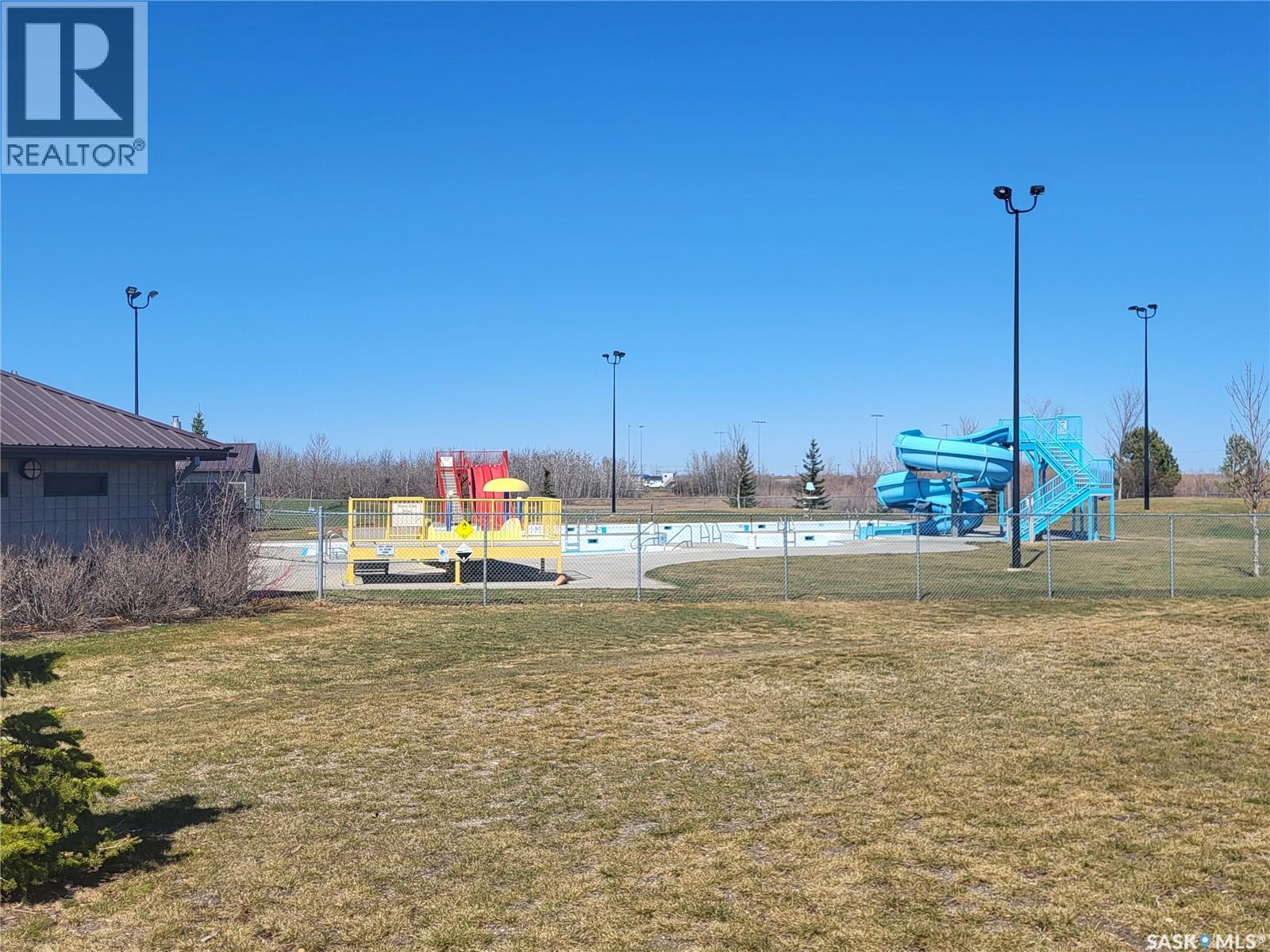 1048 3rd Street N, Martensville, Saskatchewan  S0K 2T1 - Photo 12 - SK028250