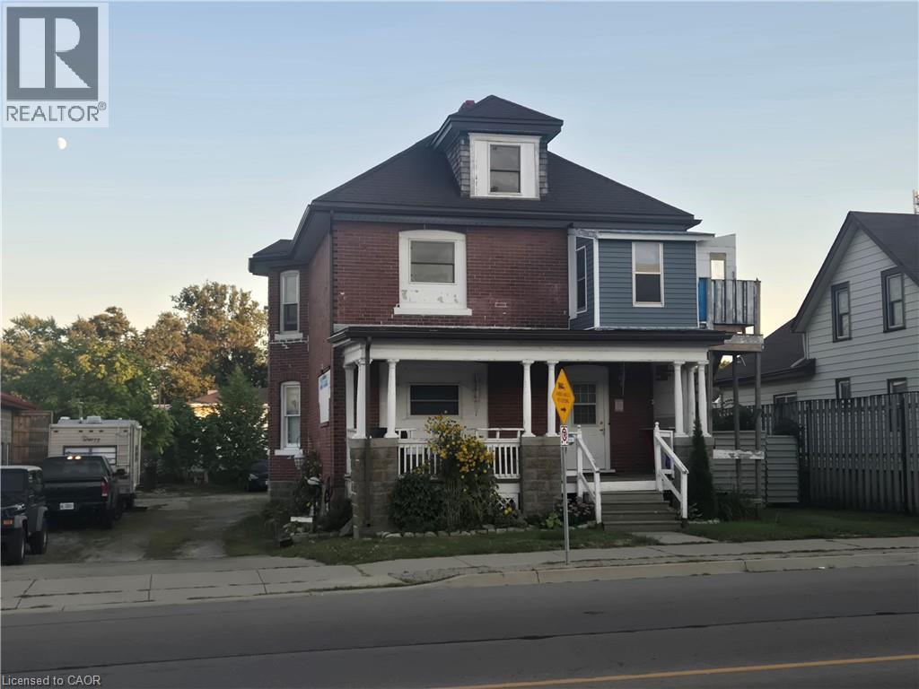 13 TALBOT Street E, Cayuga, Ontario