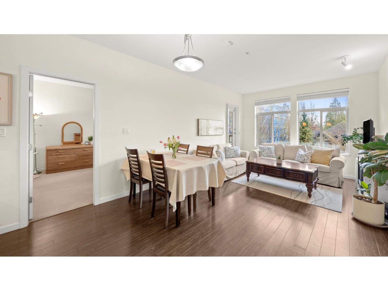 309 15388 101 Avenue, Surrey, British Columbia  V3R 4H1 - Photo 3 - R3088345