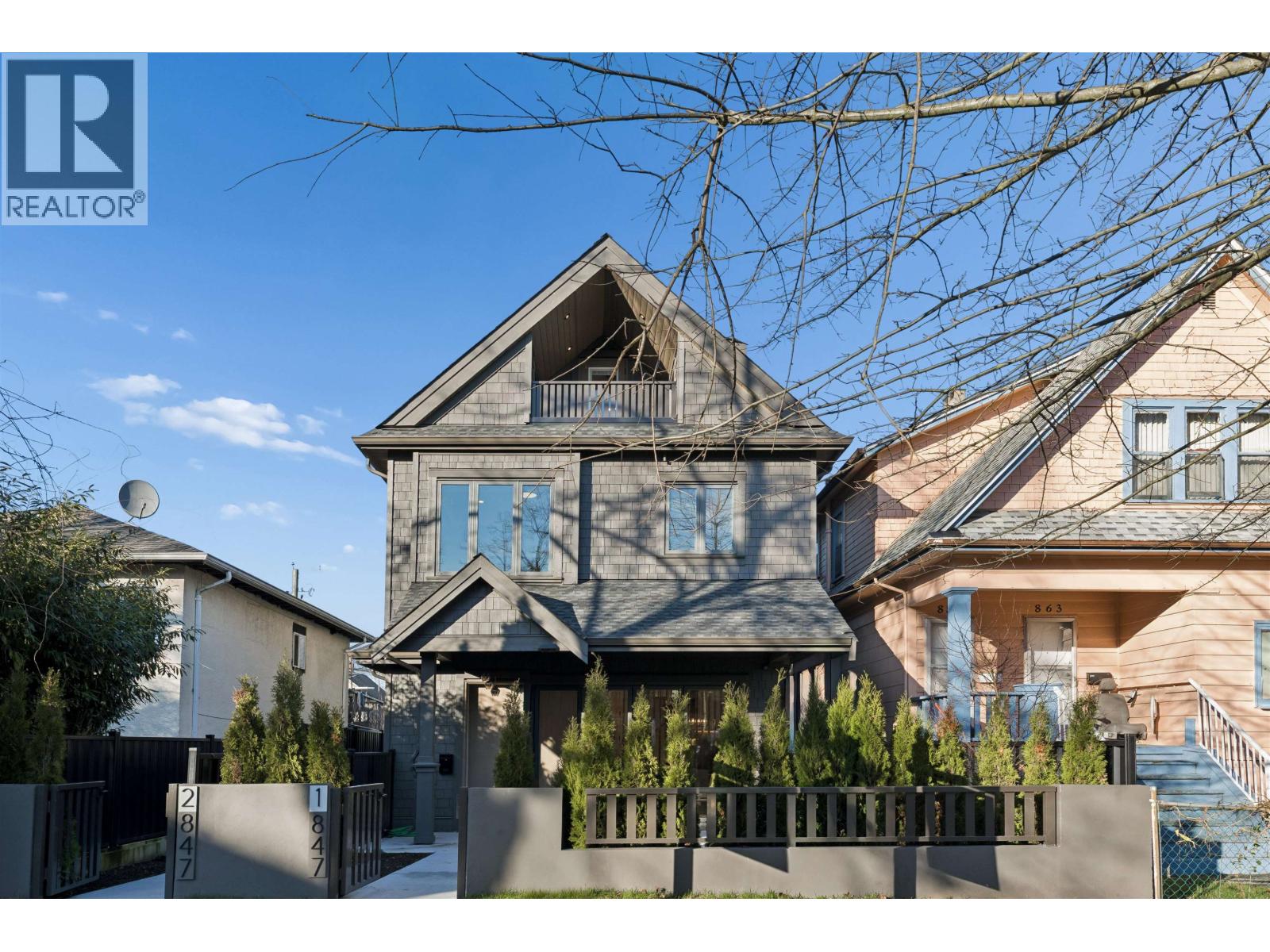 1 847 E 10 AVENUE, Vancouver, British Columbia