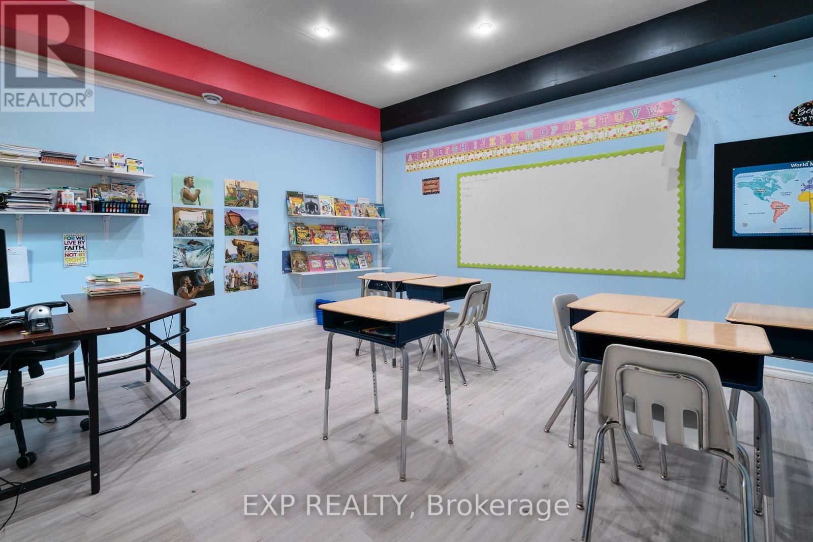 4675 Queen Street, Niagara Falls (Downtown), Ontario  L2E 2L9 - Photo 12 - X12773984