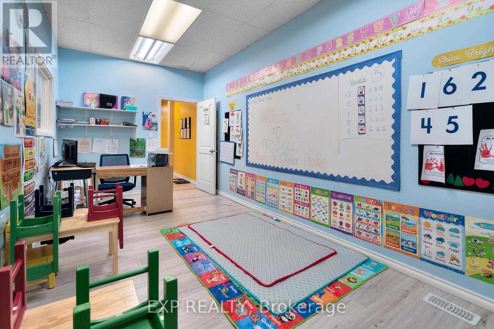 4675 Queen Street, Niagara Falls (Downtown), Ontario  L2E 2L9 - Photo 9 - X12773984