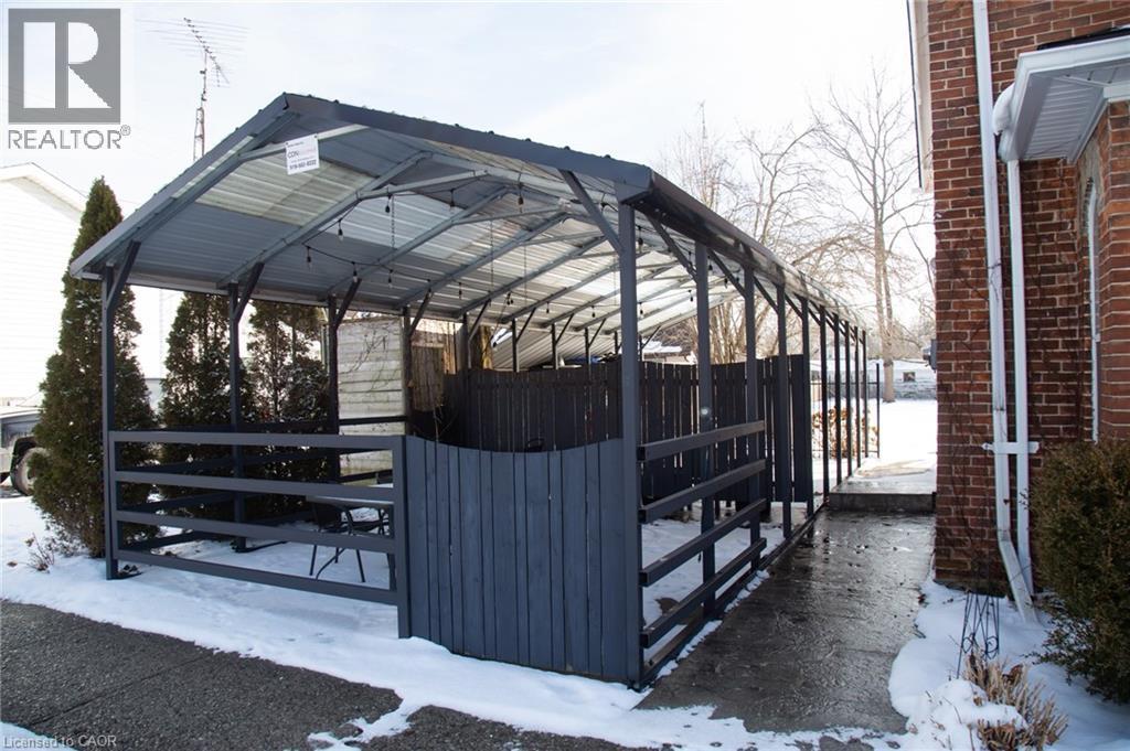 2016 Park Street, Port Dover, Ontario  N0A 1N0 - Photo 3 - 40803939