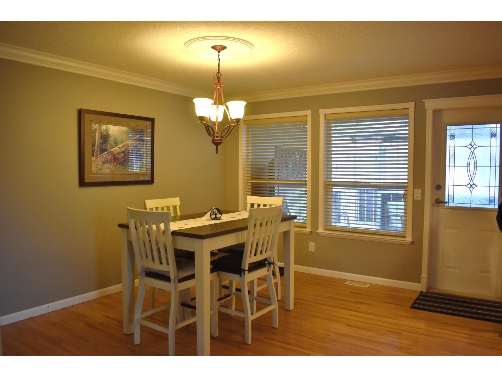 32997 Desbrisay Avenue, Mission, British Columbia  V2V 7R6 - Photo 6 - R3087635