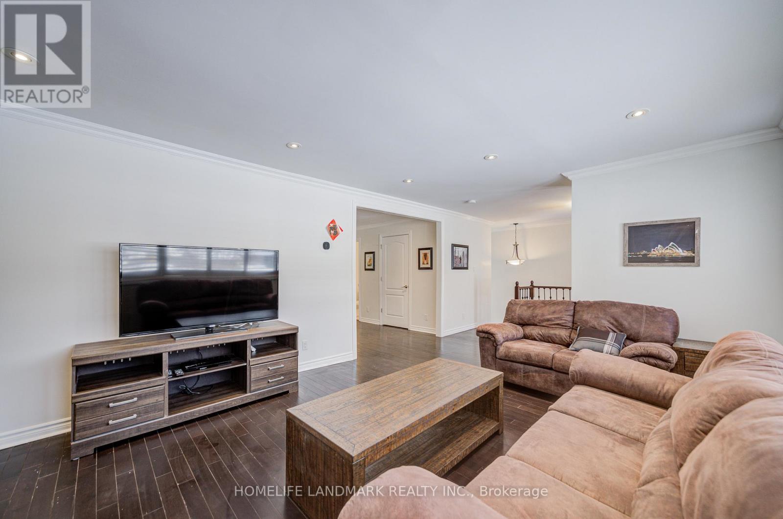 9 Shasta Drive, Vaughan, Ontario  L4J 1Z6 - Photo 10 - N12774000